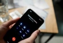 corporate tech support helpline